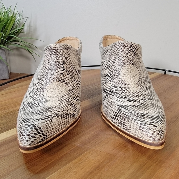 Beast Fashion Snakeskin Print Western Mule Booties Size 6 - Picture 5 of 17